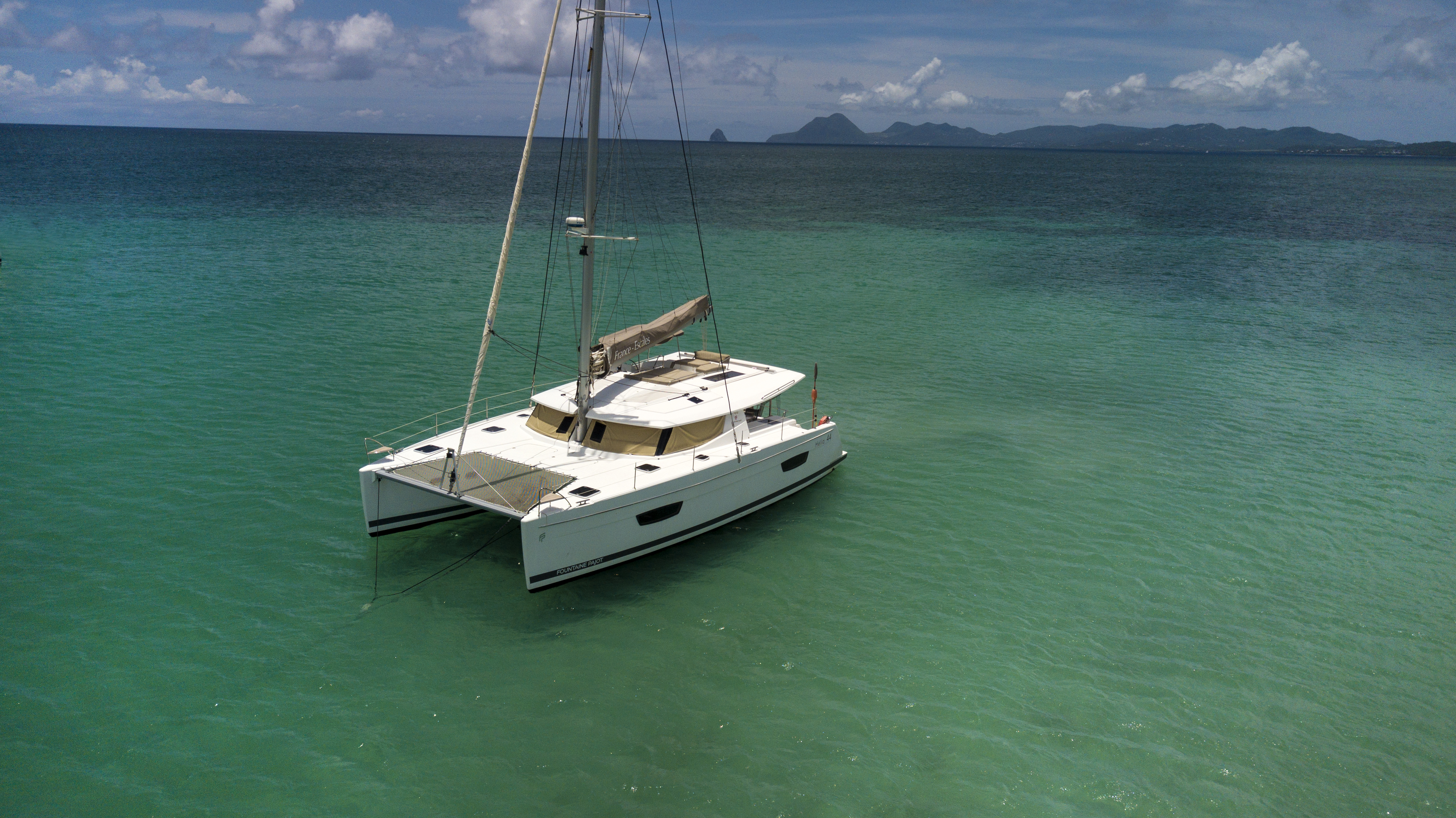 Location de catamarans Martinique France escales Antilles Fountaine Pajot Helia 44 Fountaine Pajot