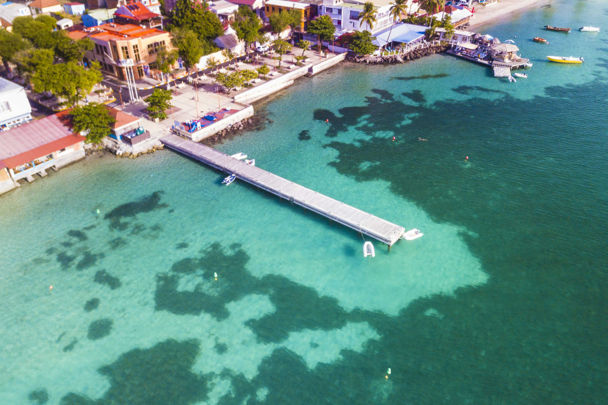Sainte anne - escales antilles martinique location de catamarans fountaine pajot au départ du Marin en Martinique